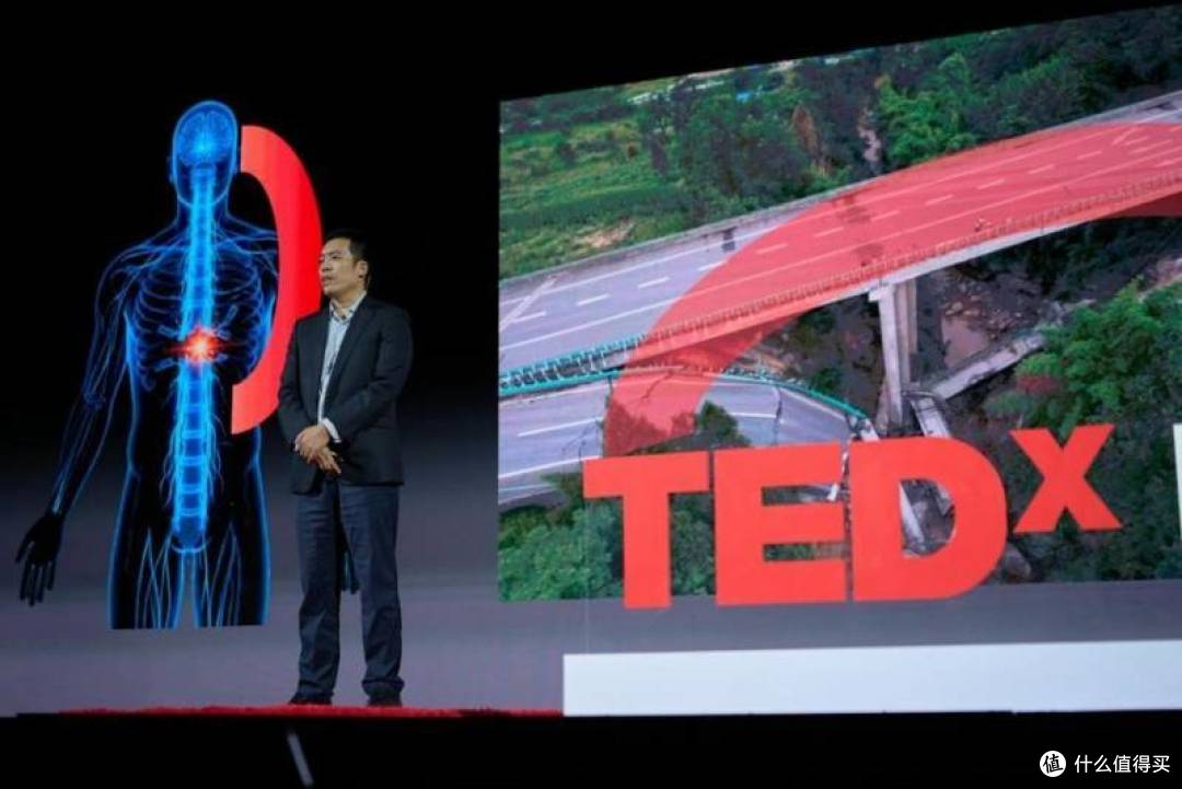 图为加福民，复旦大学类脑智能科学与技术研究院副研究员