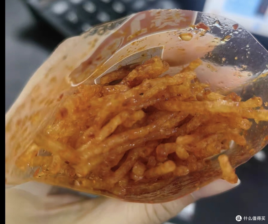 赛1辣条：怀旧与便携的完美结合