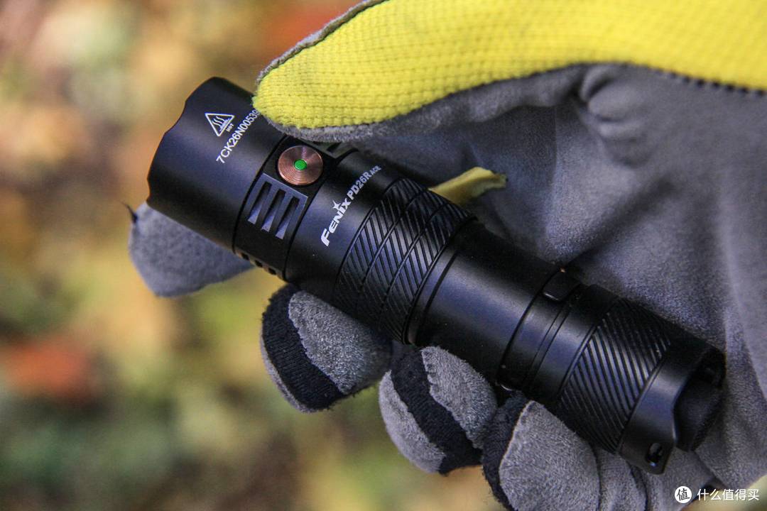 自定义ACE级的全新用光体验：FENIX PD26R ACE
