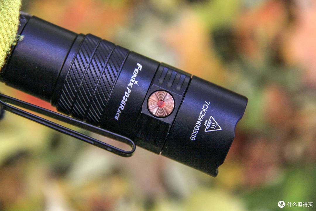 自定义ACE级的全新用光体验：FENIX PD26R ACE