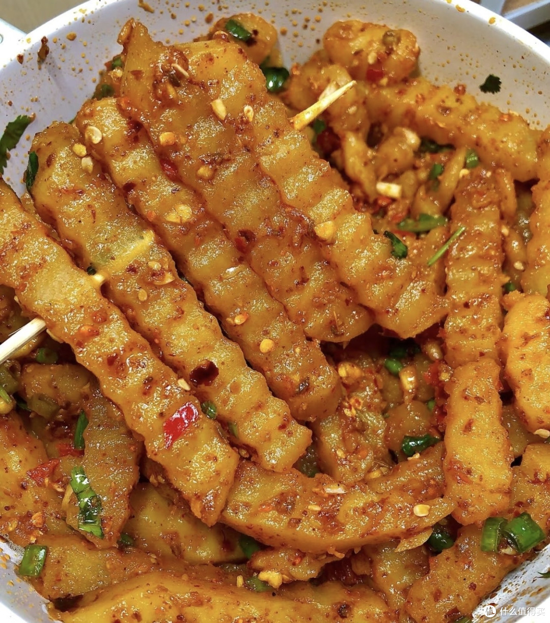 小众美食封神!夜市狼牙土豆,麻辣酥脆的街头烟火气