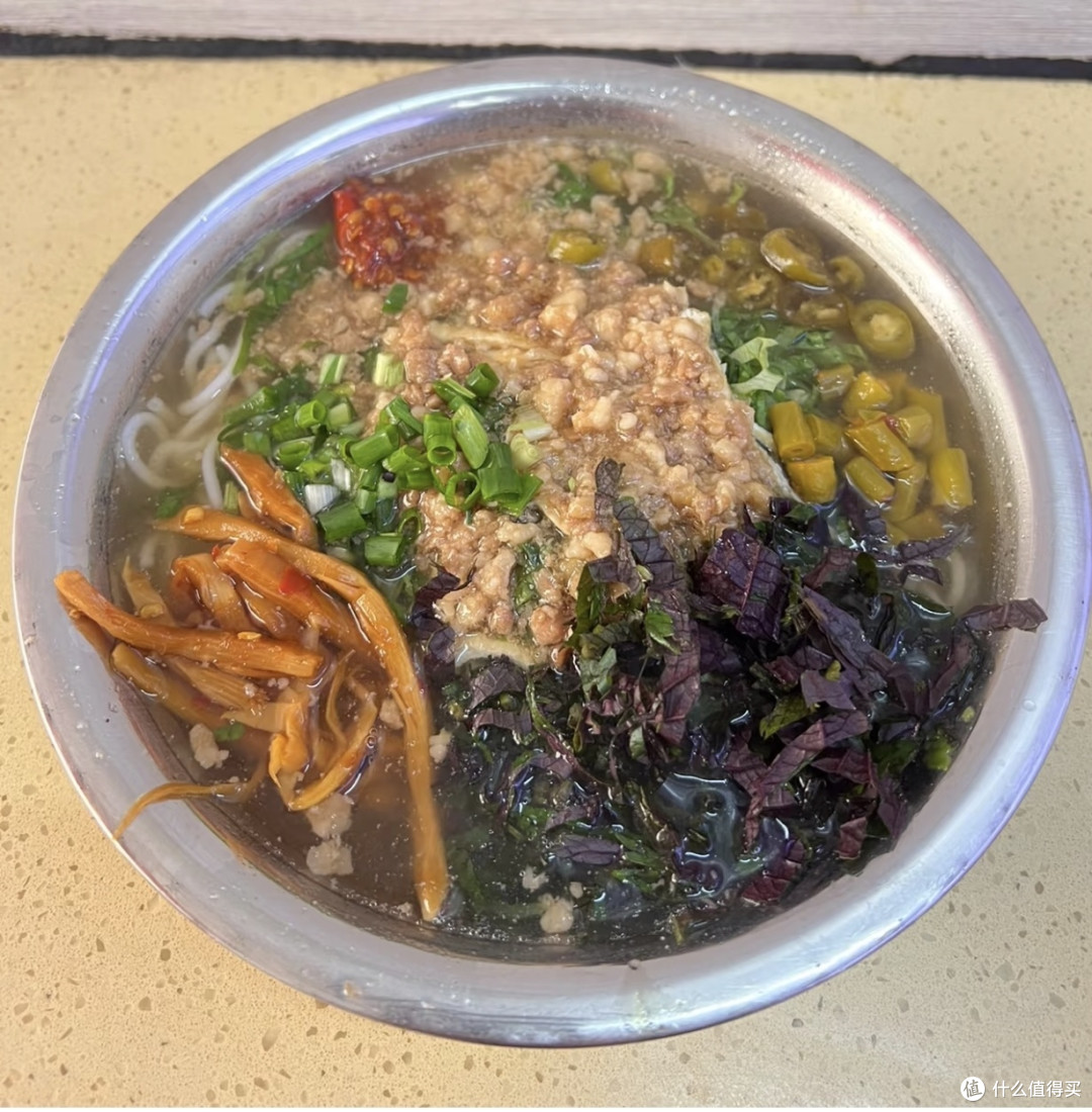 小众美食狂喜!南宁蒲庙生榨米粉,一口酸香沦陷老广味蕾!