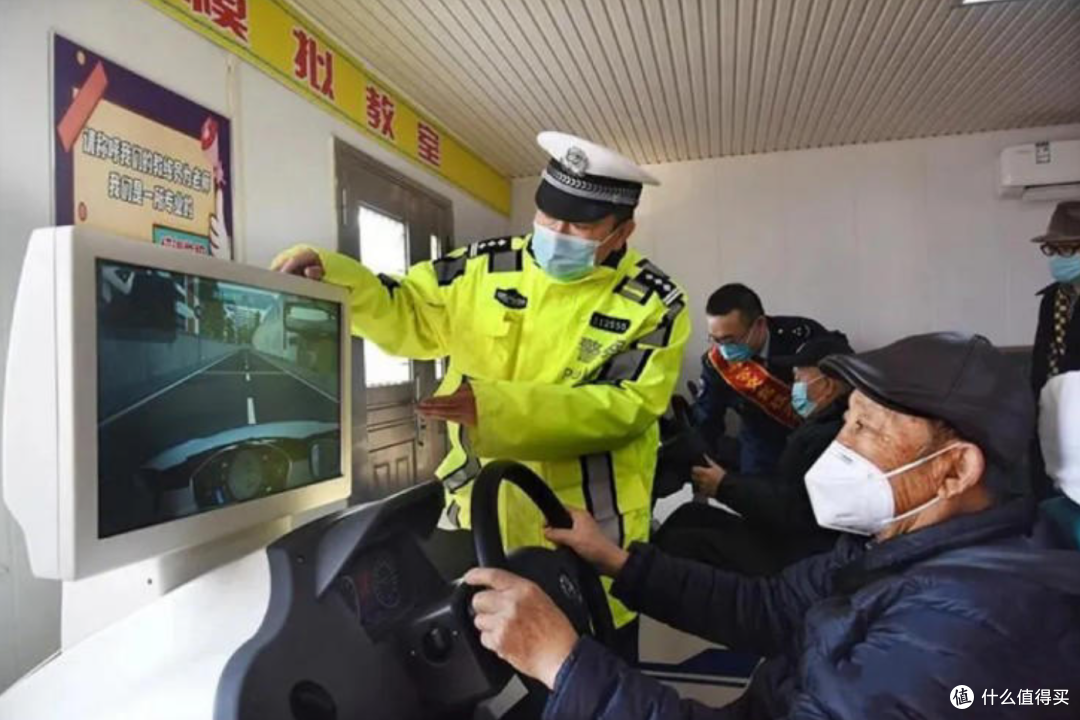 C7驾照试点火了！这张“便民驾照”会改变我们的出行吗？