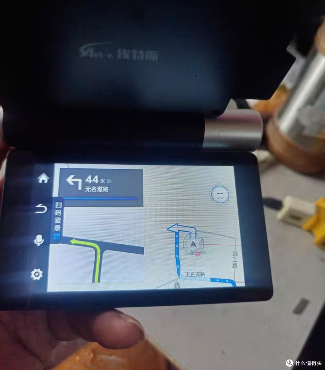 58元的多功能行车纪录仪,自带GPS和插4G卡,还能安装第三方软件