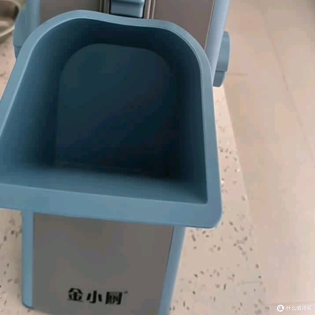金小厨多功能切菜神器:厨房里的“懒人神器”