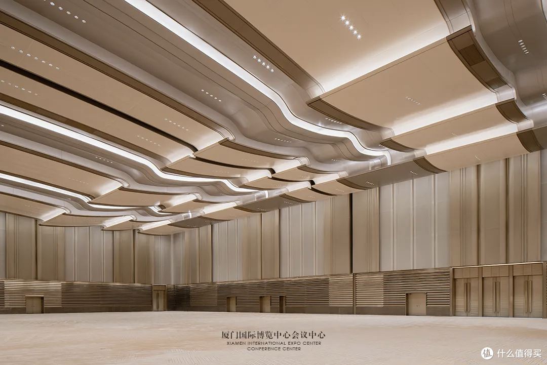 佰地设计执笔厦门国际博览中心以美学赋能金鸡奖盛典