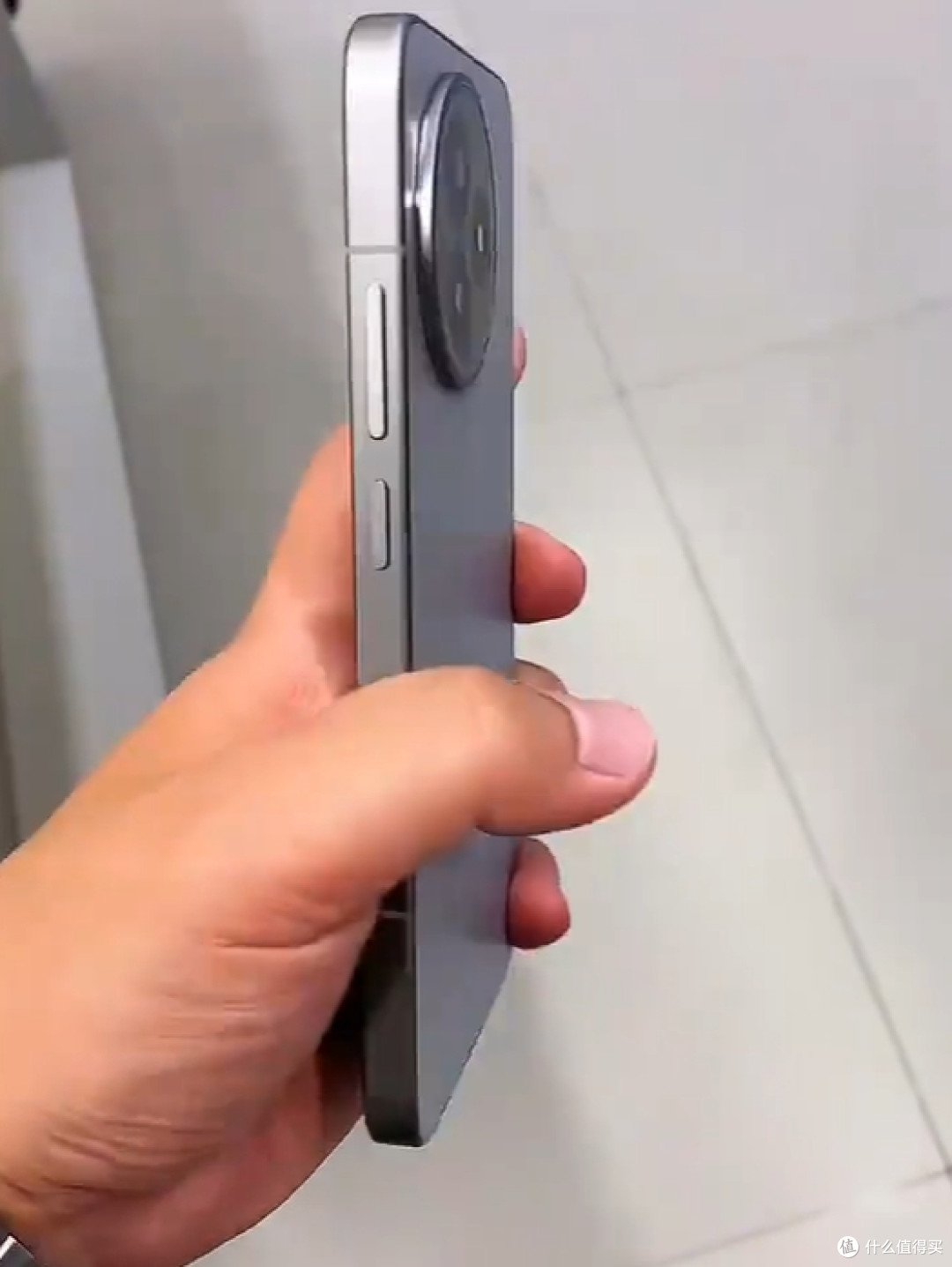 红米K80至尊版跌麻了