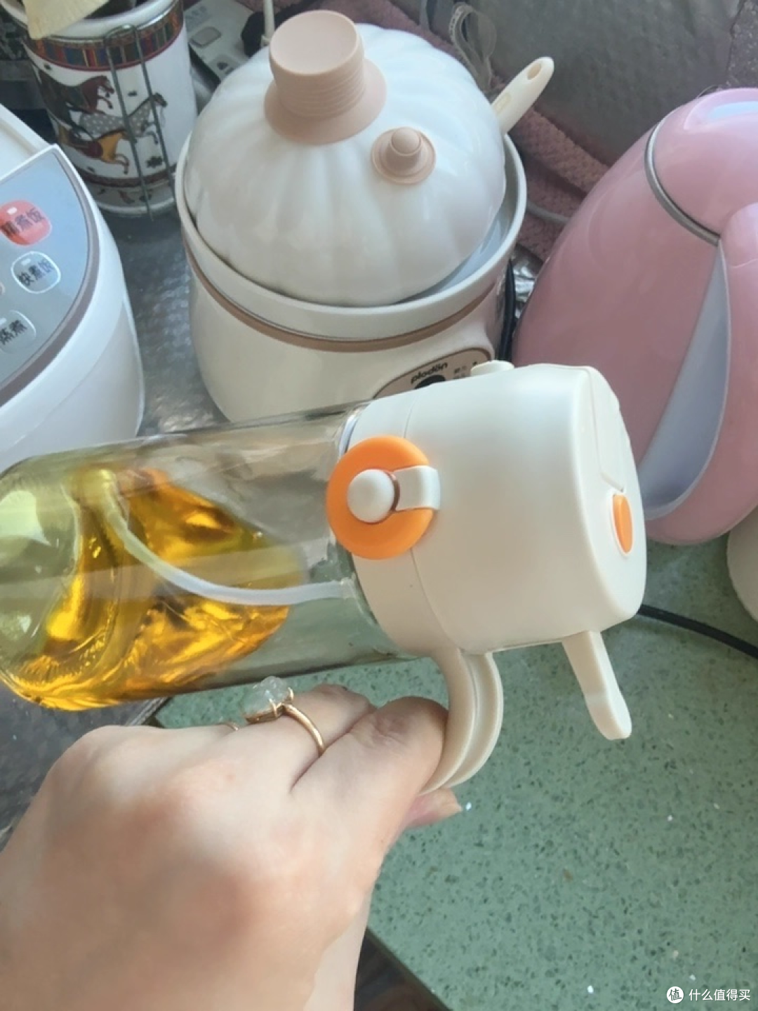 控脂党狂喜!精准控量的喷油壶,吃油再也不 “失控”