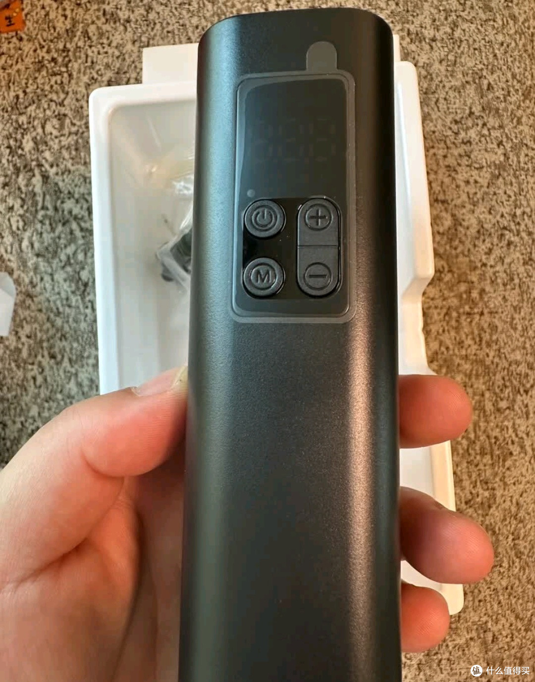 自驾必备神器!倍思车载充气泵让出行超安心