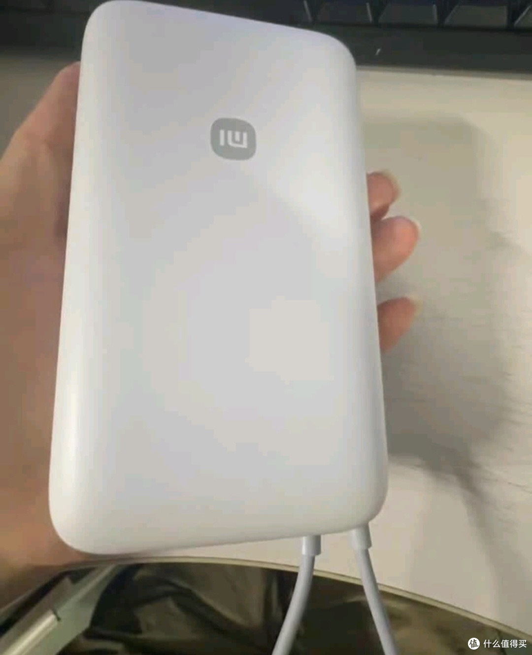 出行续航神器！小米自带线充电宝，告别充电焦虑