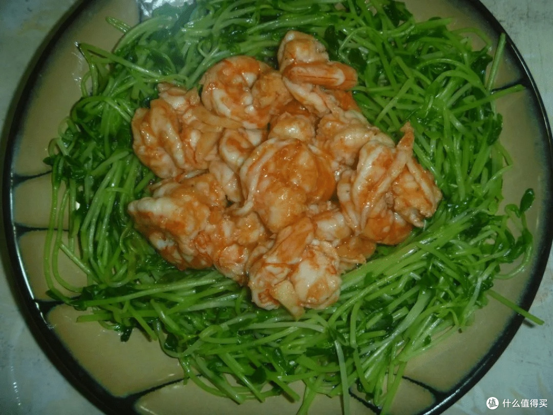 美食大赏,豌豆苗炒虾仁等四道菜