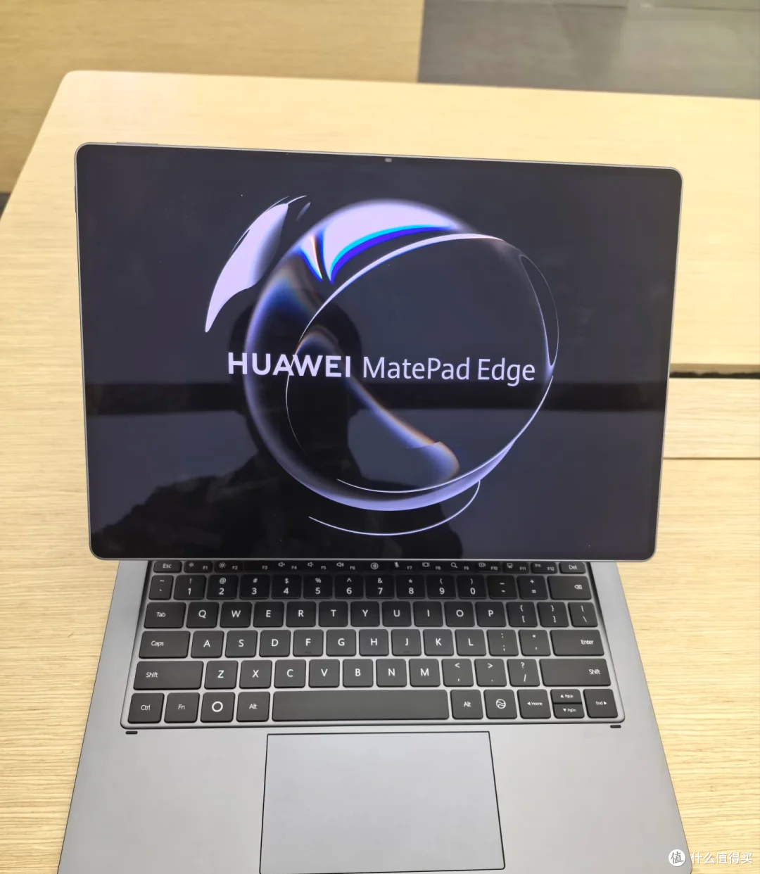 华为MatePad Edge震撼发布:14.2英寸巨屏+94%屏占比