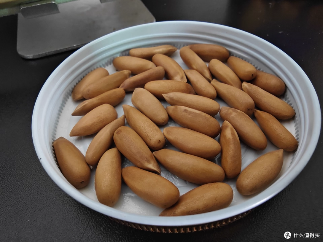 🥜双 11 开箱宝藏!觅菓 A + 手剥松子饱满不腻不上火