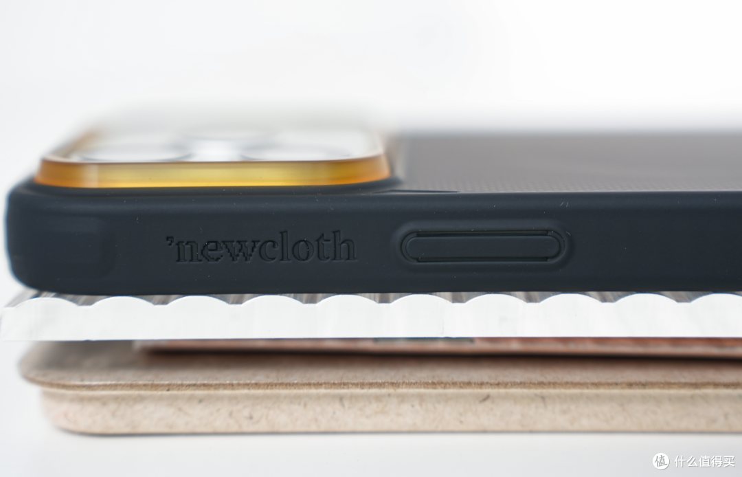 三选一真的会疯！Newcloth火星日落三款手机壳，我帮你试遍了
