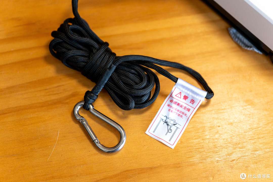 30层多年未擦的玻璃有救了，希亦擦窗机器人给力！