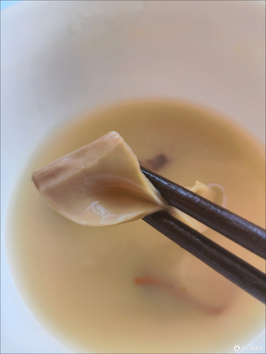 满小饱松茸鸡汤米线真的香到舔碗