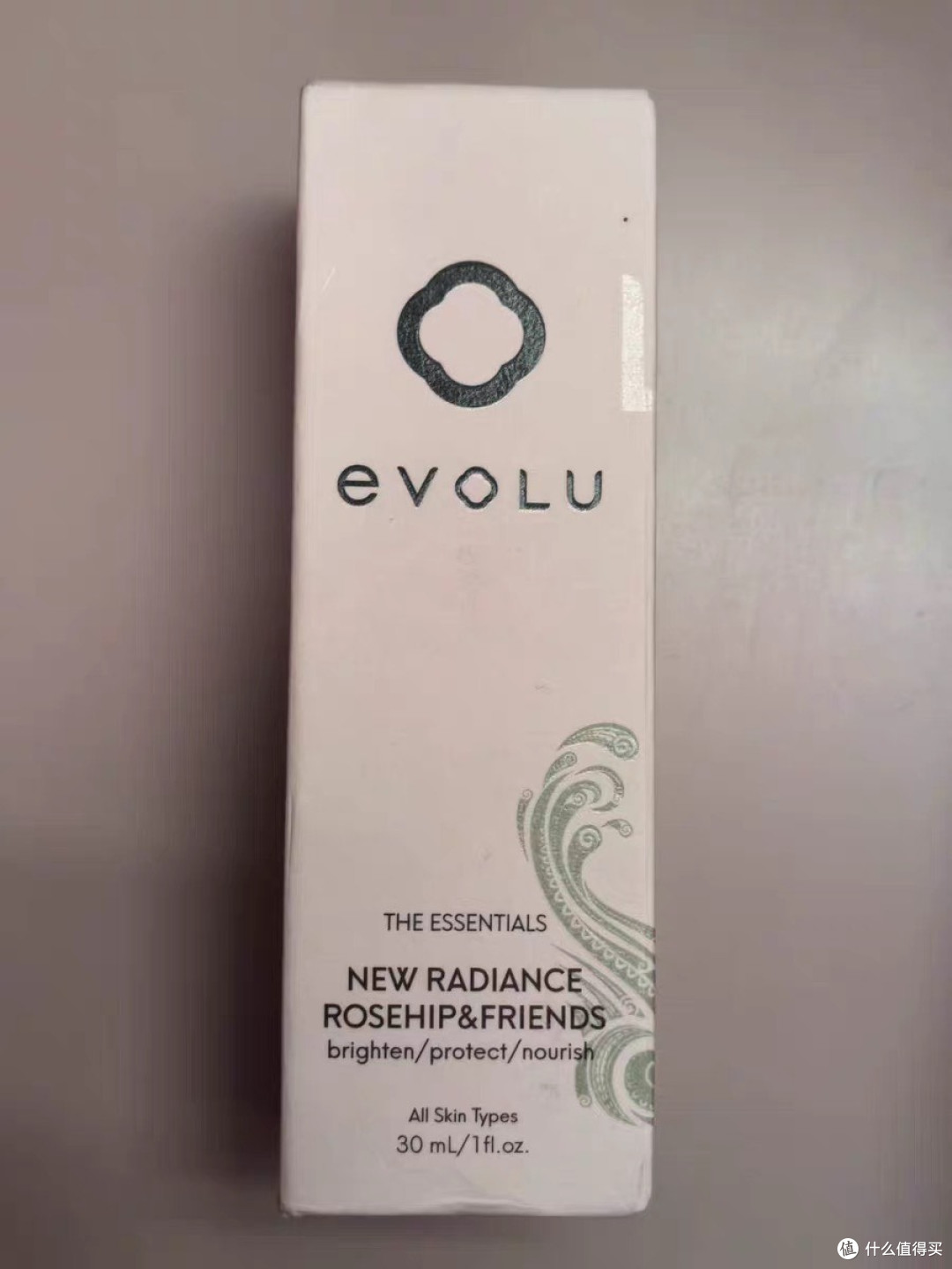 Evolu复合玫瑰果油:精准修护熬夜脸