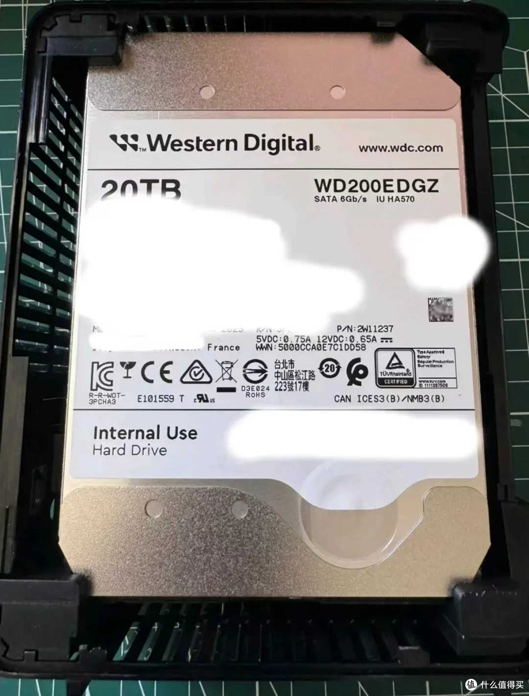 全新20T硬盘突然降价!自带桌面硬盘盒,最低只要“1”字头