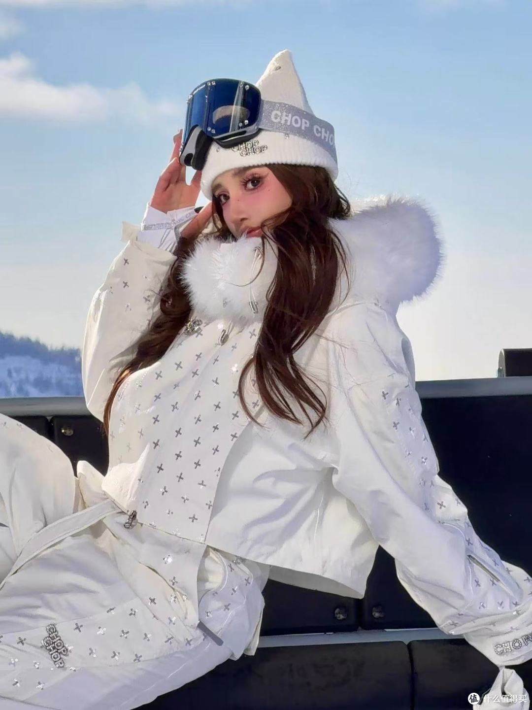 CHOPCHOP亮片满天星滑雪服实测|雪场最靓的崽竟是保暖王者❄️