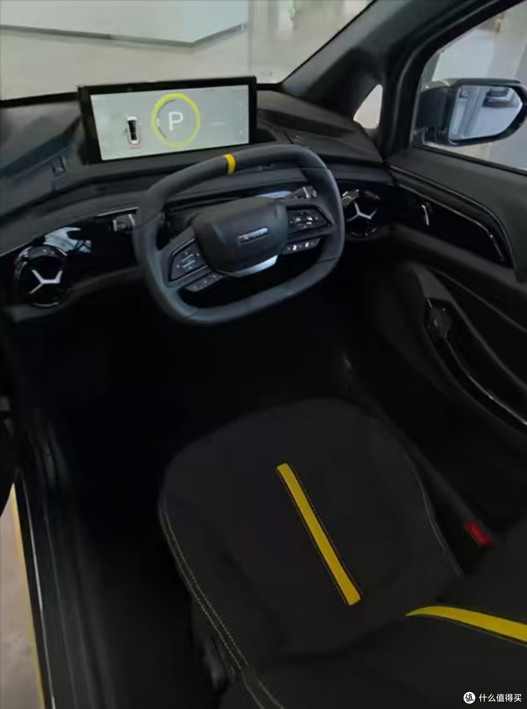 一款奇葩的理想电车:车长2.5米仅 1 个驾驶座,比宏光 MINI 还小