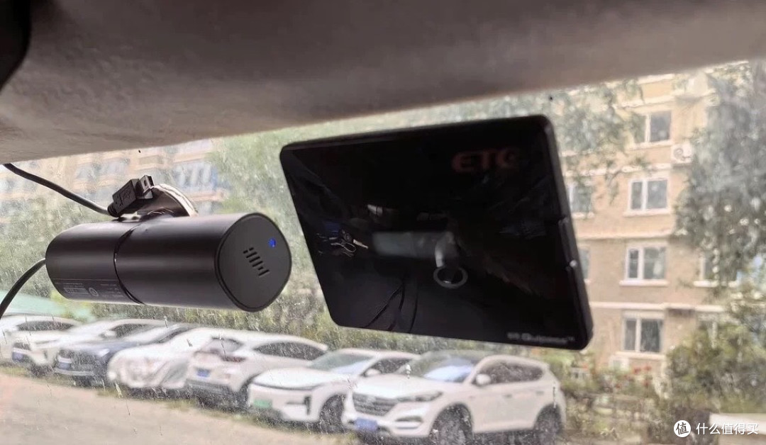 🌟 全天候的行车“天眼”!海康威视D6
