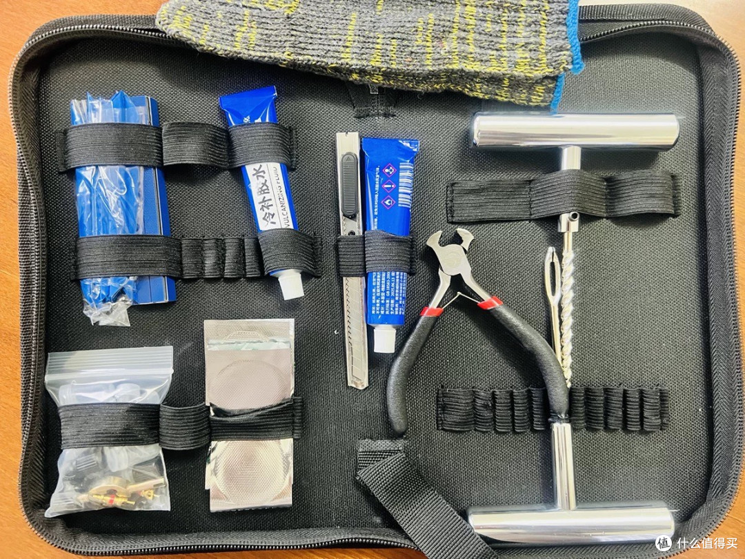 🌟 行车路上的“安全保险”!补胎工具套装