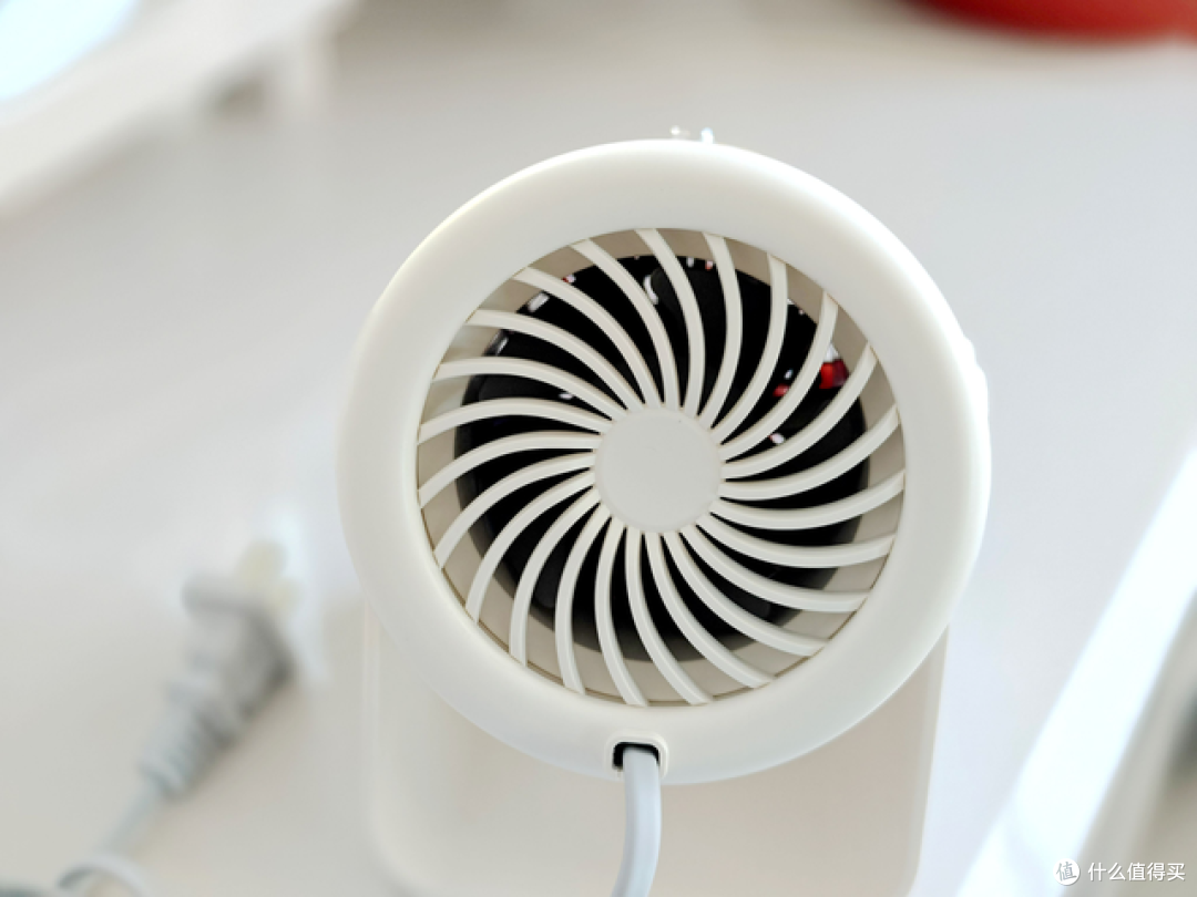 2秒速热+低噪省电，爱了爱了，西圣Warm mini暖风机太懂打工人