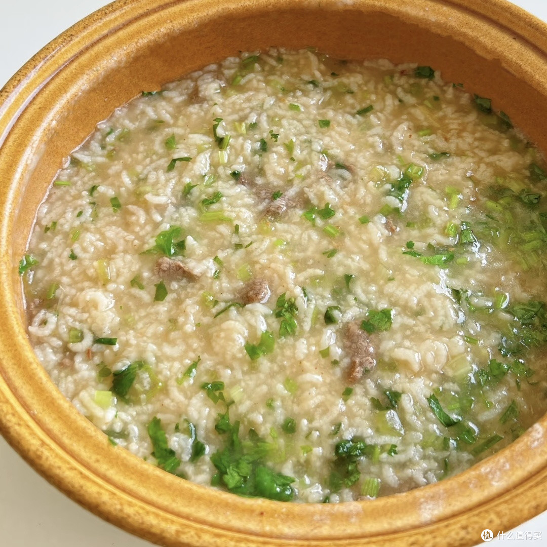 潮汕生滚牛肉粥:一口鲜醇的烟火养生味