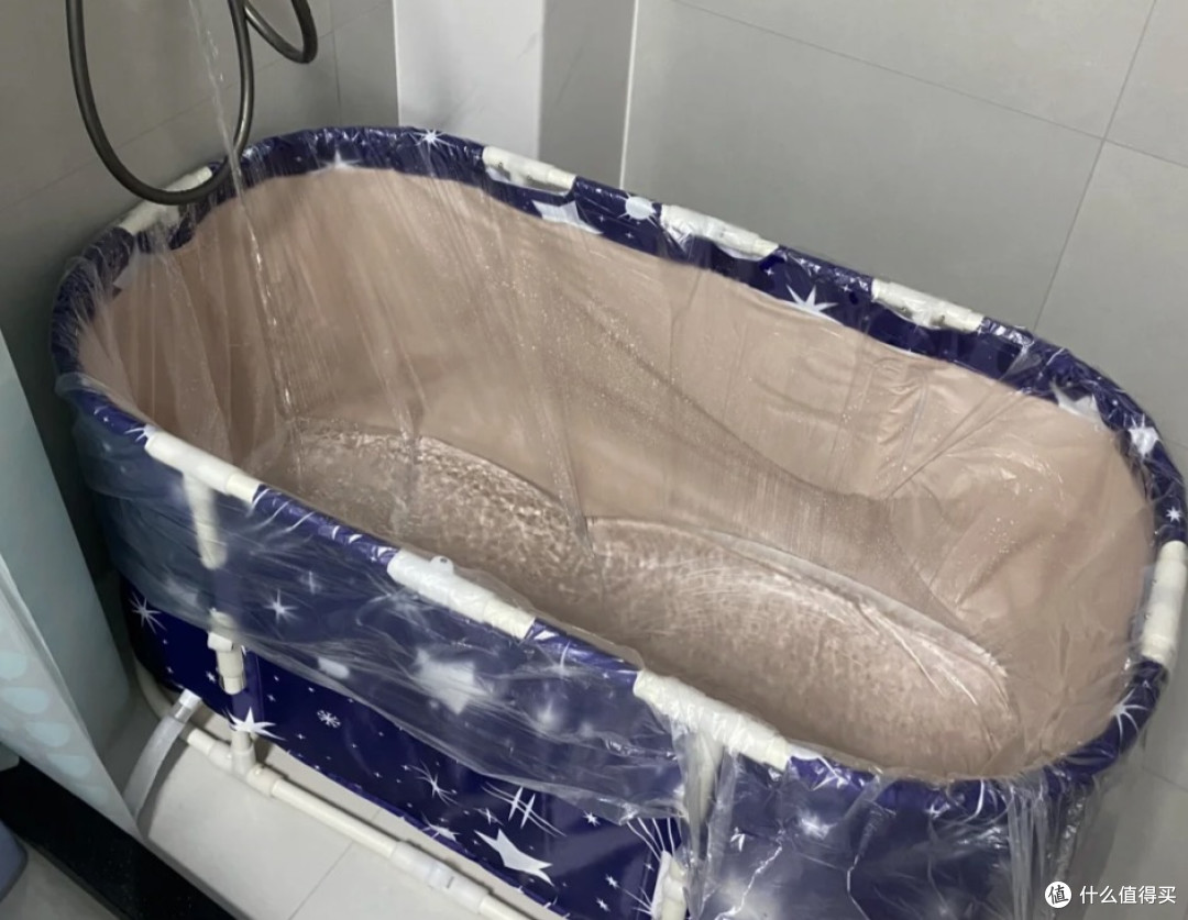 可折叠浴缸值得买吗?小户型“泡澡梦”的现实考量,这样选可避坑