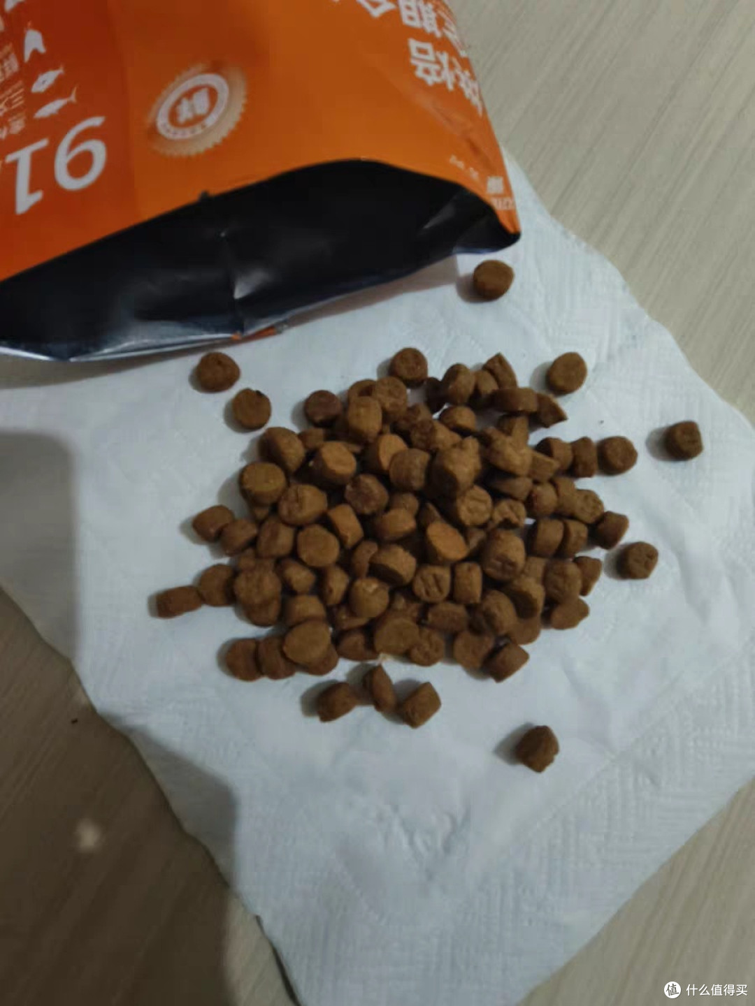 臻优尚低温烘焙猫粮试吃体验:低敏鲜肉配方,多品种猫咪都爱吃