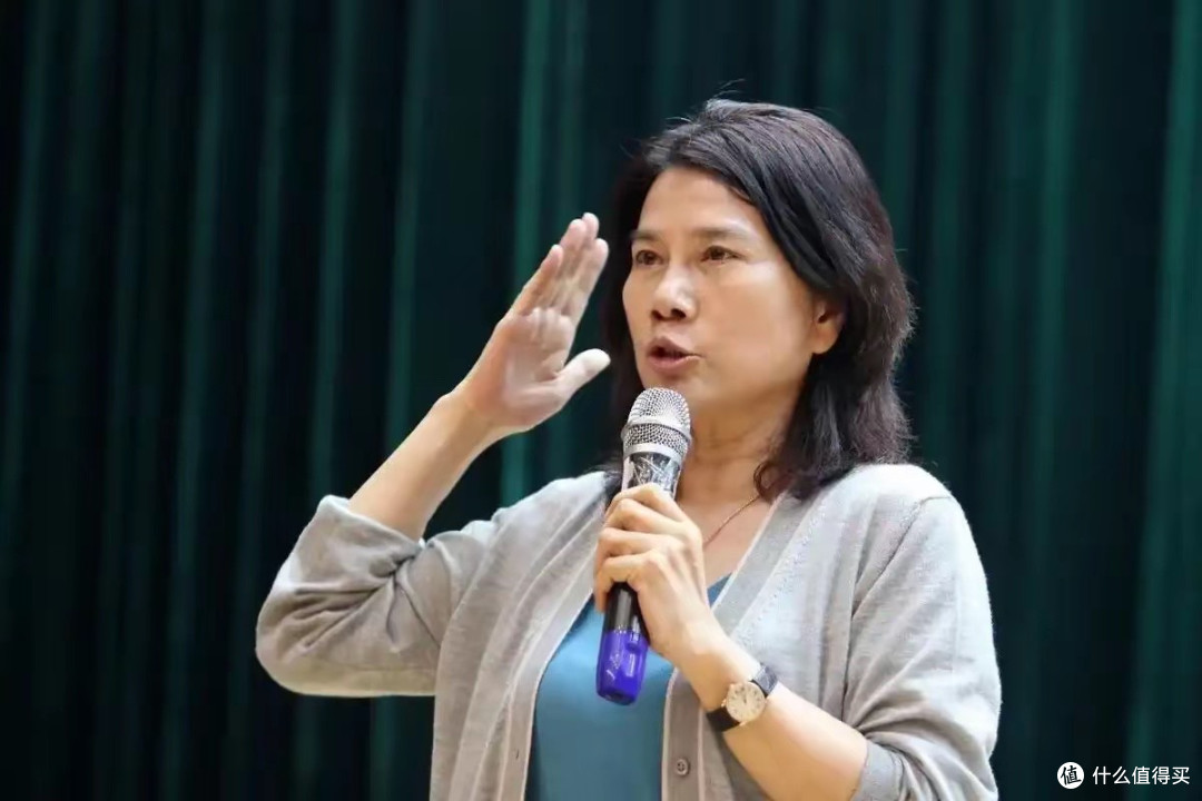 省下亿级广告费!董明珠“四处开火”,竟是格力生存之道
