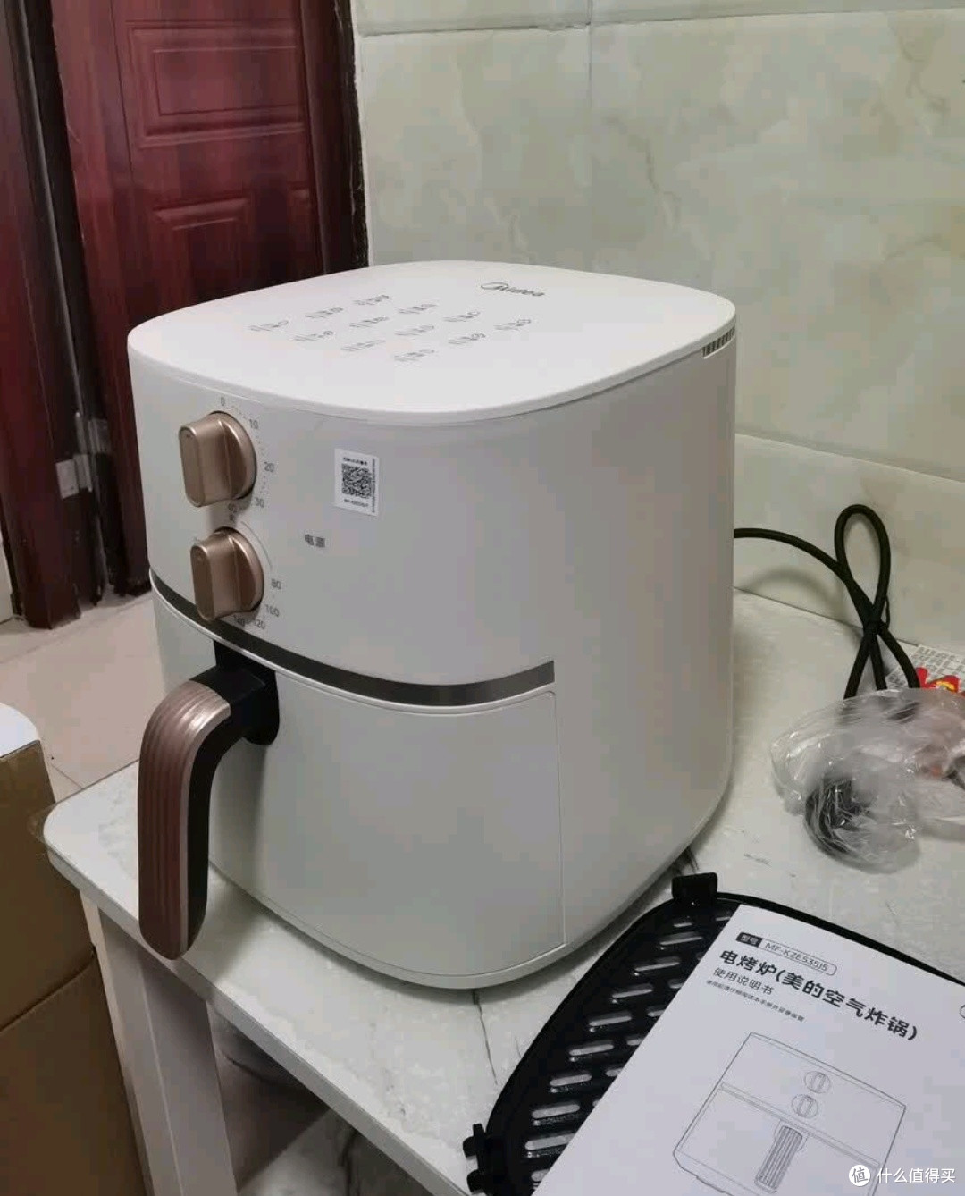 厨房小白狂喜!美的5.3L空气炸锅蒸烤一体,免翻面太省心