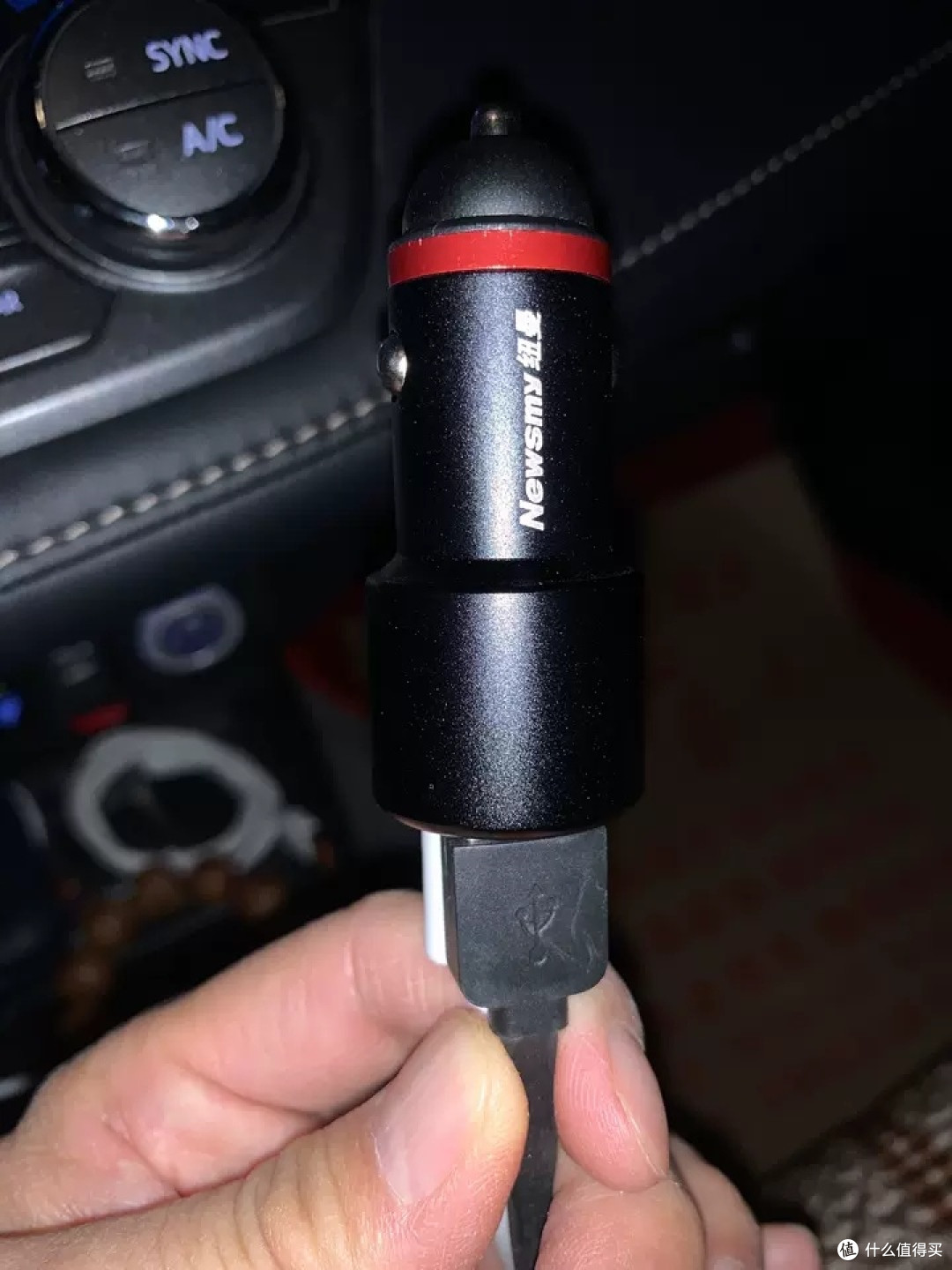 纽曼100W车载充电器实用分享