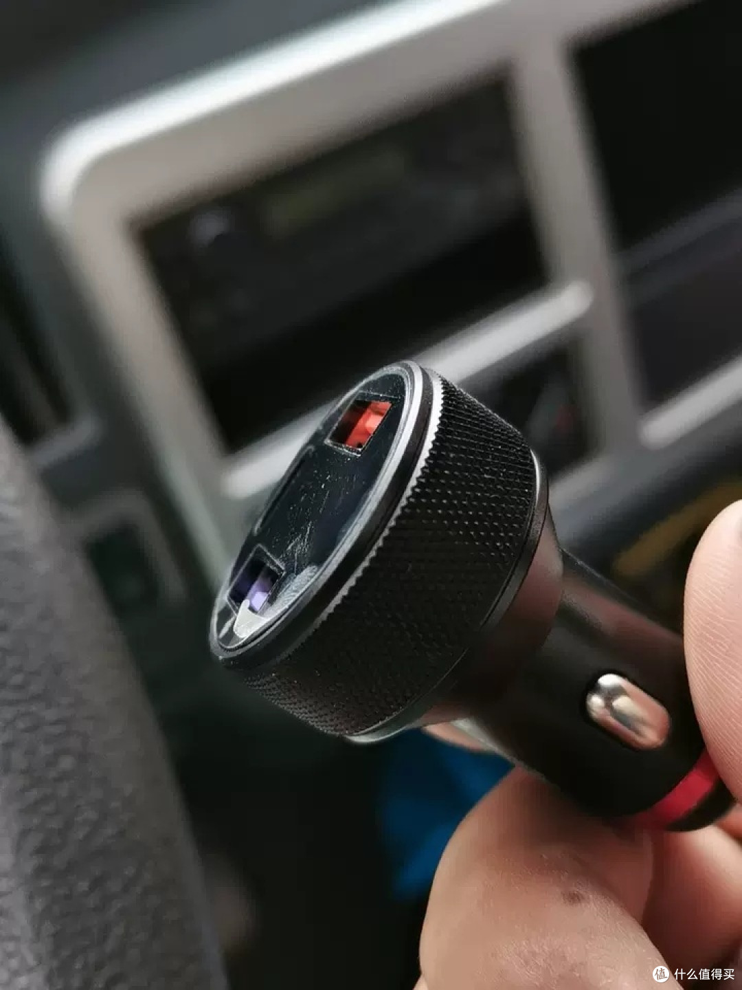 纽曼100W车载充电器实用分享