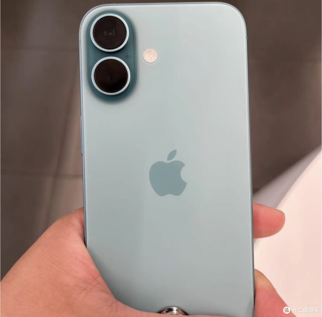 iPhone 15降价3000元，值得入手