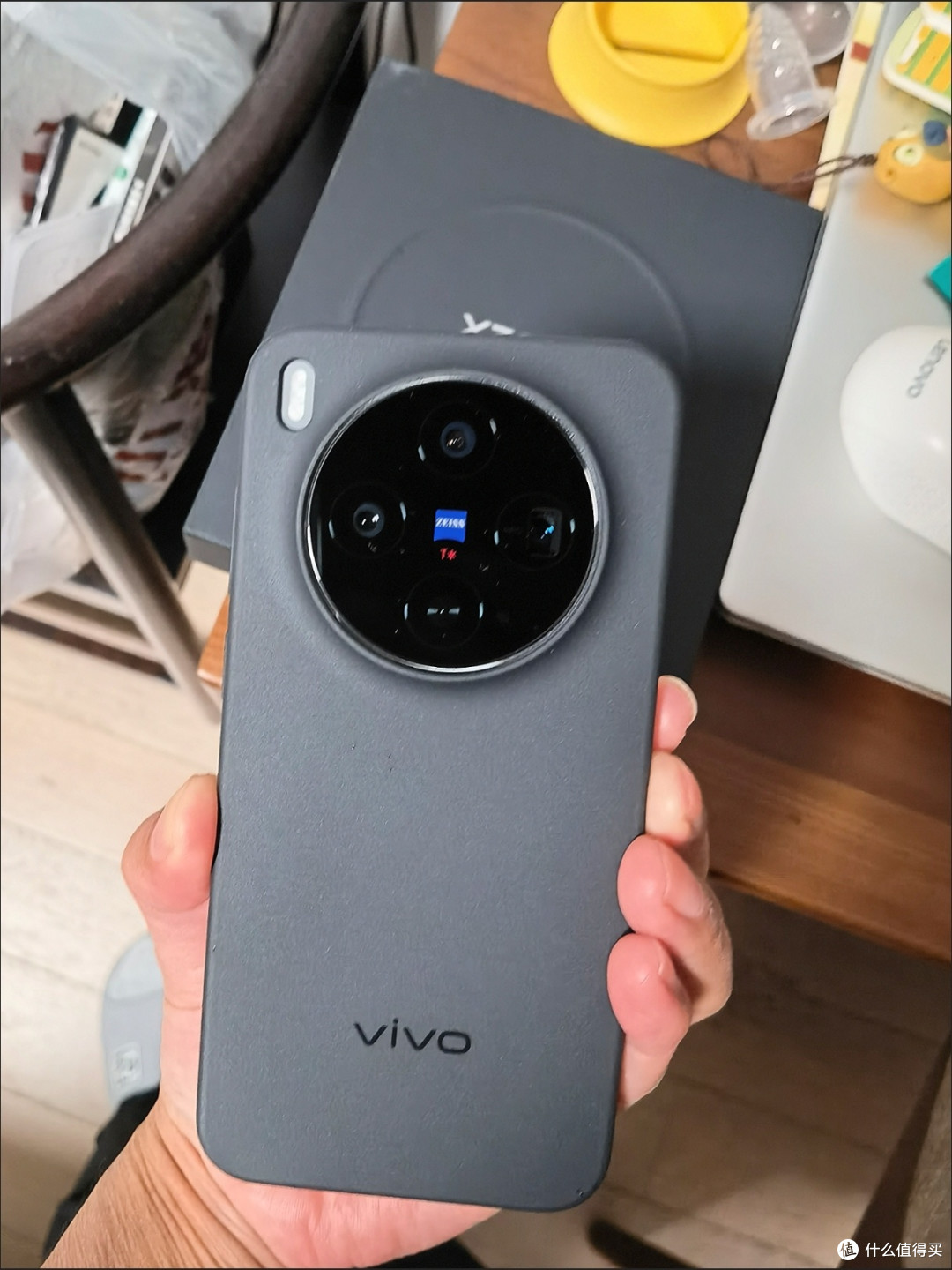 旗舰果然靠谱!vivo X300上手体验,运行速度太顶了
