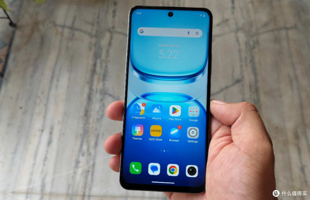 vivo豁出去了,12GB+512GB突降至1304元,6500mAh+5000万