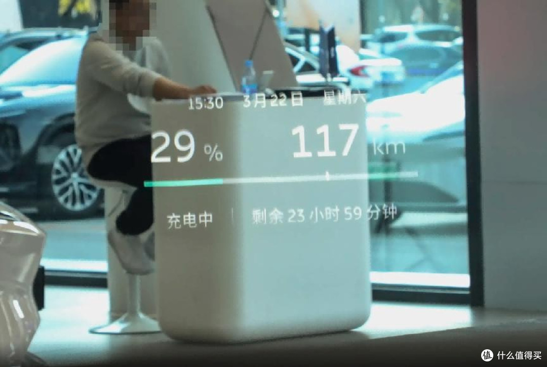 续航650km+4.1秒破百,还配激光雷达,蔚来ET9成豪华轿车优选