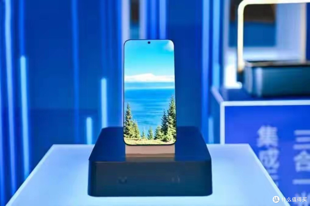 OPPO Find X10:1mm内边框+610Hz电竞屏,国产屏终于碾压三星?