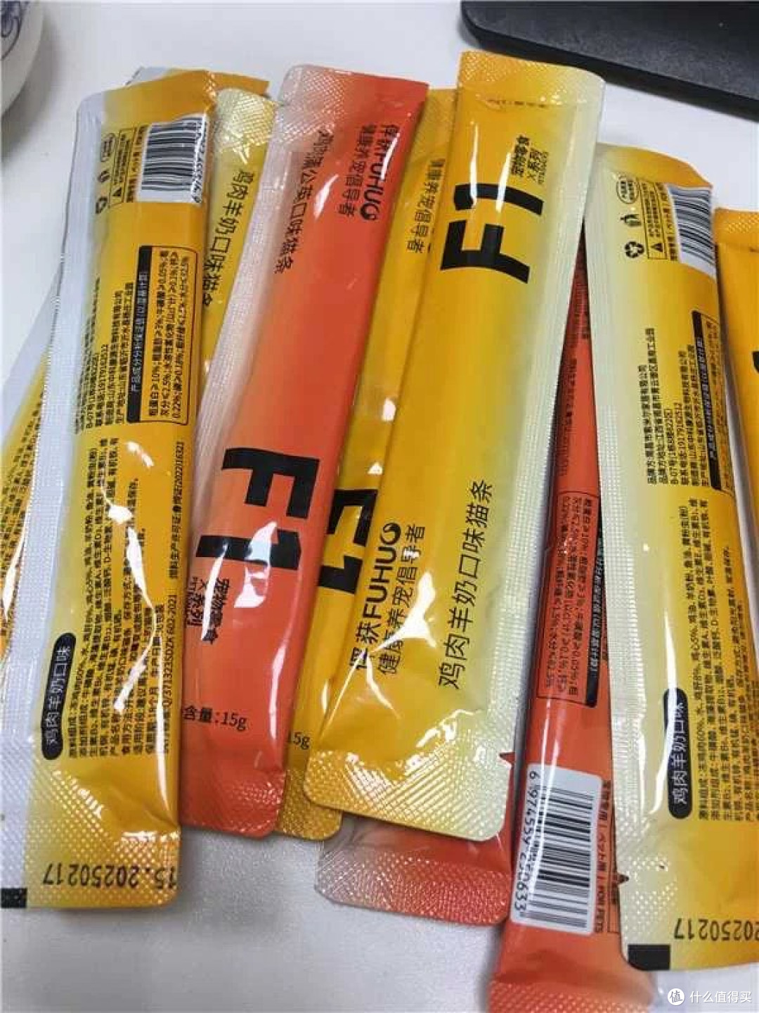 高纯度鱼油猫条,滋养毛发补水