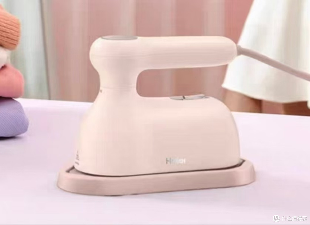 送情侣对象挂烫机什么牌子好?分享5大品牌,解决穿搭褶皱难题!