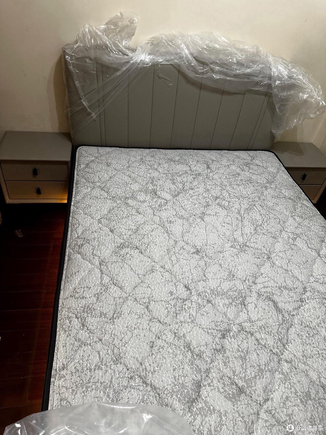 丝涟揽月床垫:三重防螨睡眠更舒适