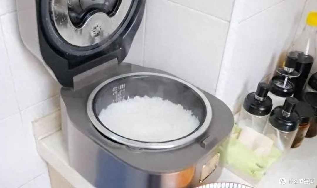 300元和1000元的电饭煲有何区别？3年换了2个电饭煲，终于明白了