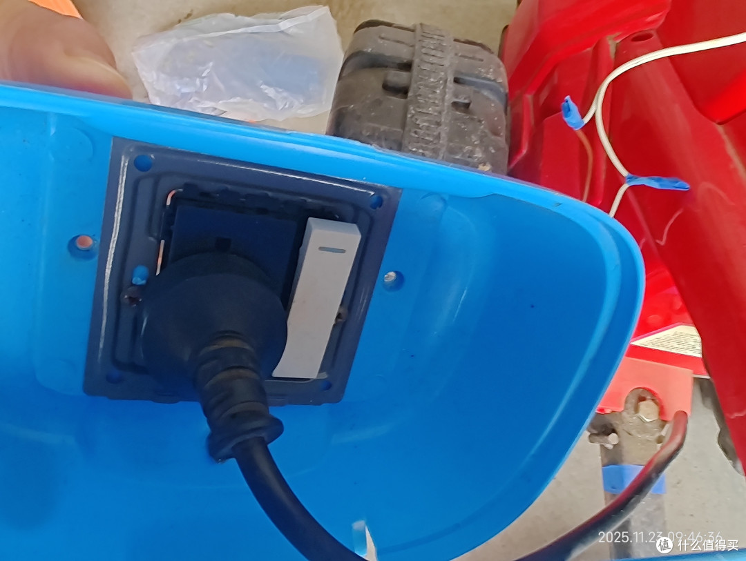 几块钱将玩具车改30AH锂电池——续航逆天