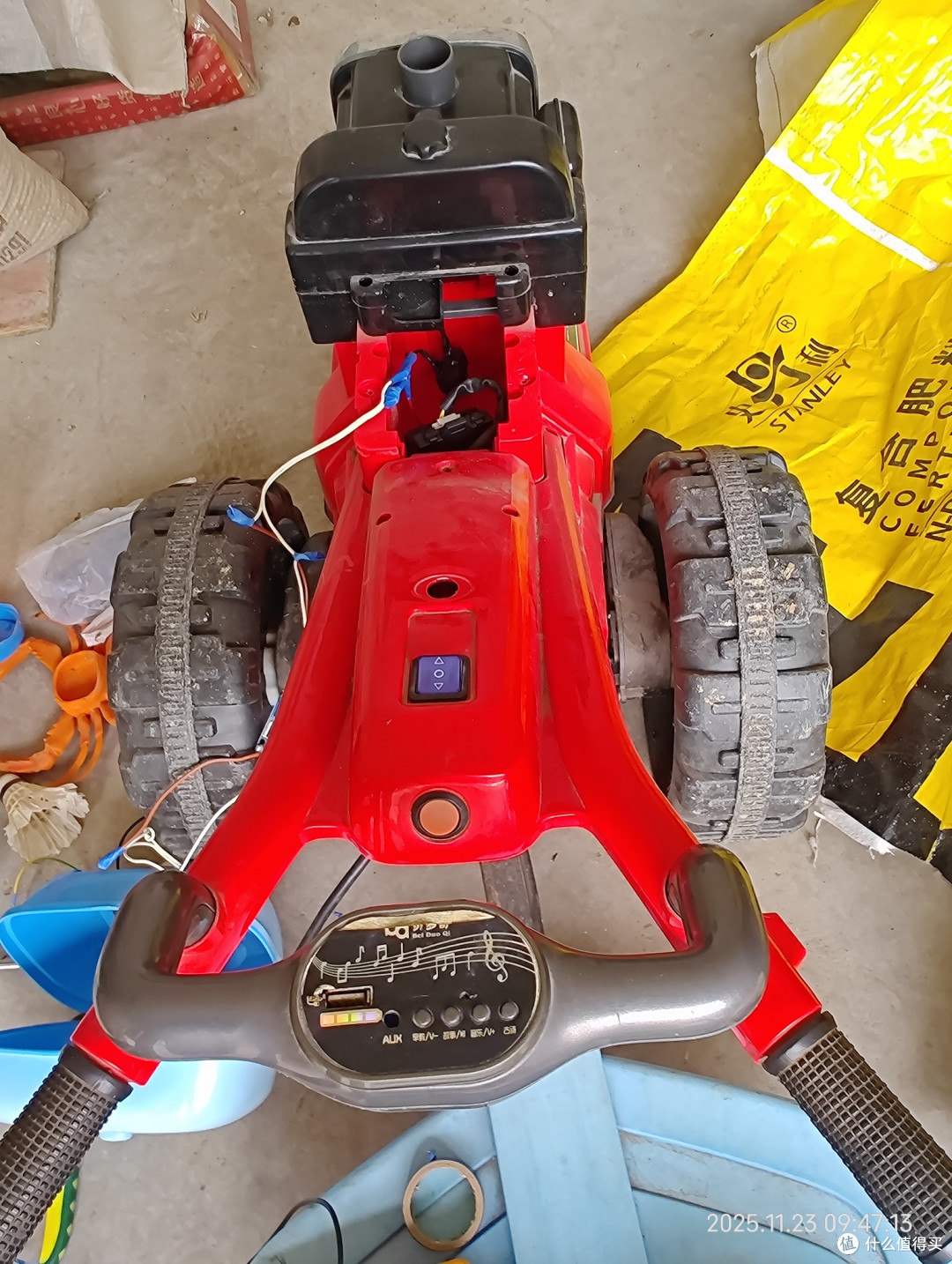 几块钱将玩具车改30AH锂电池——续航逆天