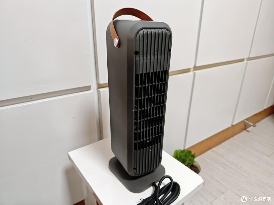 冬日治愈系“小太阳”！西圣WarmX暖风机体验：2秒即热，暖而不燥