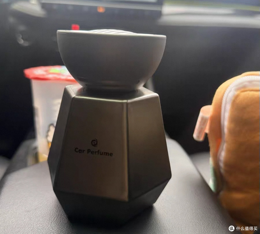 双十一车载香薰使用心得：冬日行车的温暖伴侣