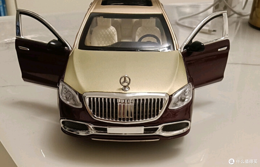 1:24迈巴赫S600车模:精致工艺与性价比