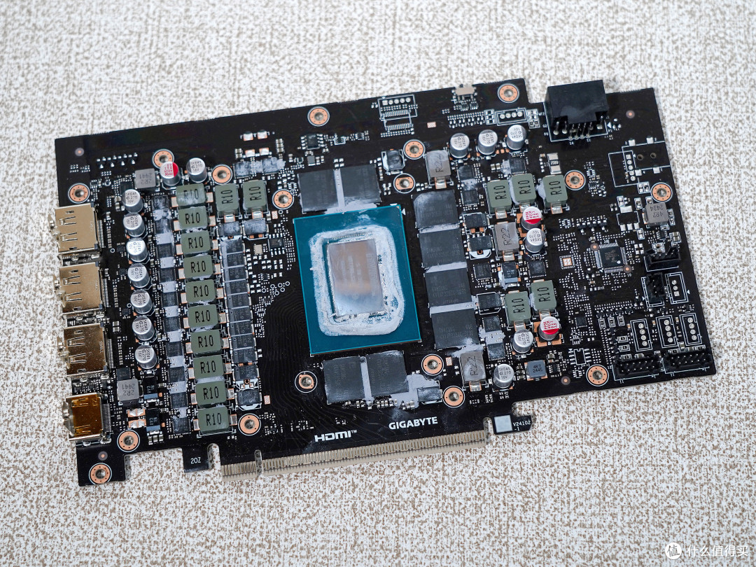 游刃有余玩爽4k游戏，技嘉RTX5080超级雕ICE显卡体验分享