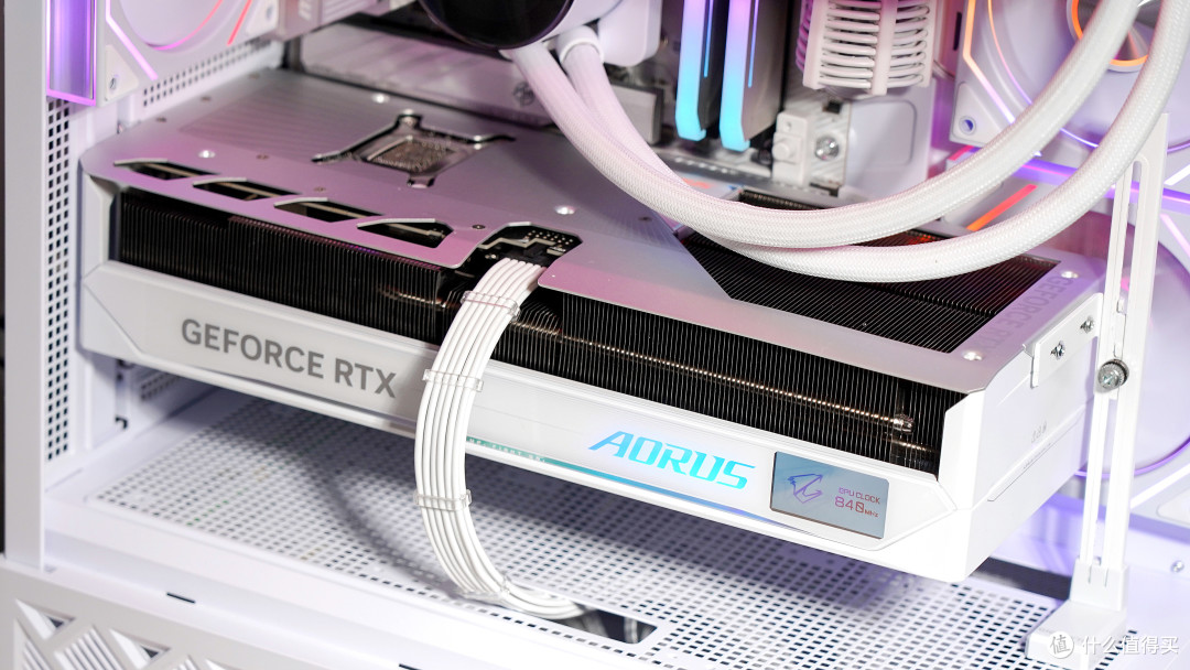 游刃有余玩爽4k游戏，技嘉RTX5080超级雕ICE显卡体验分享